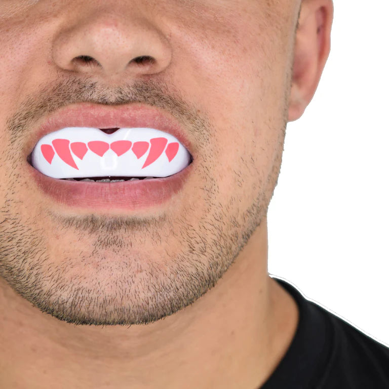 SAFEJAWZ Extro Series Fangz Self Fit Mouthguards - Pink